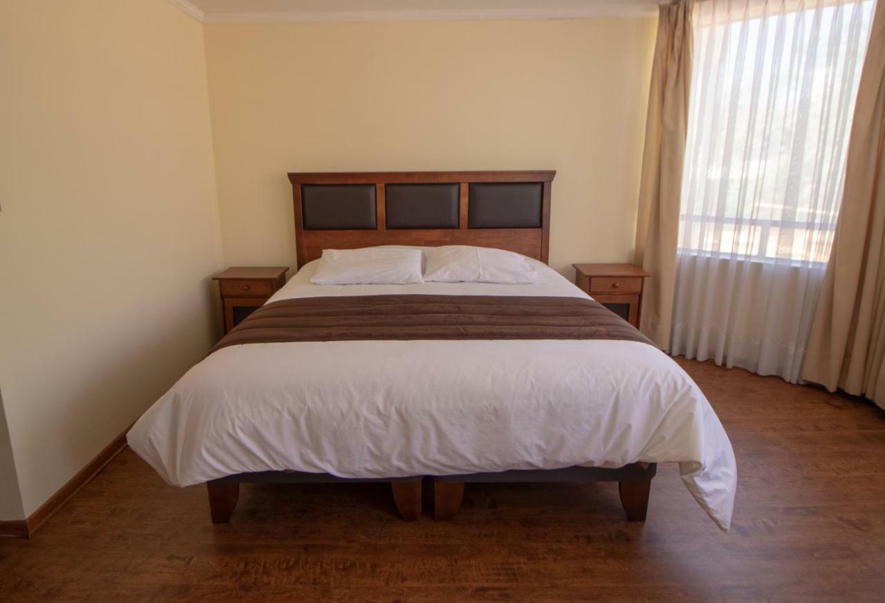 Hotel Quitor Каламa Екстериор снимка